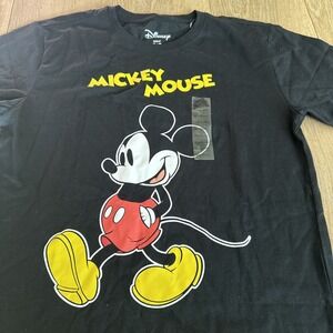 Disney Mickey Mouse Black Short Sleeve Graphic Tee Adult Size Medium‎ (M)- NEW